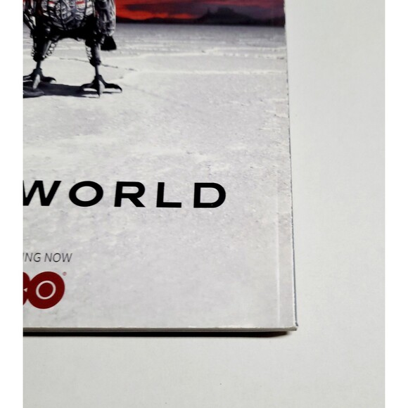 2018 SDCC Convention Souvenir Book Avengers Movie News BTS Marvel Disney EUC - Picture 8 of 11